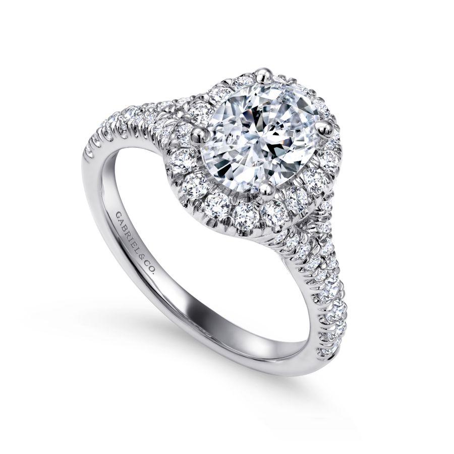 14k white gold oval halo diamond engagement ring