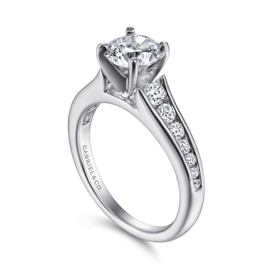14k white gold round diamond engagement ring